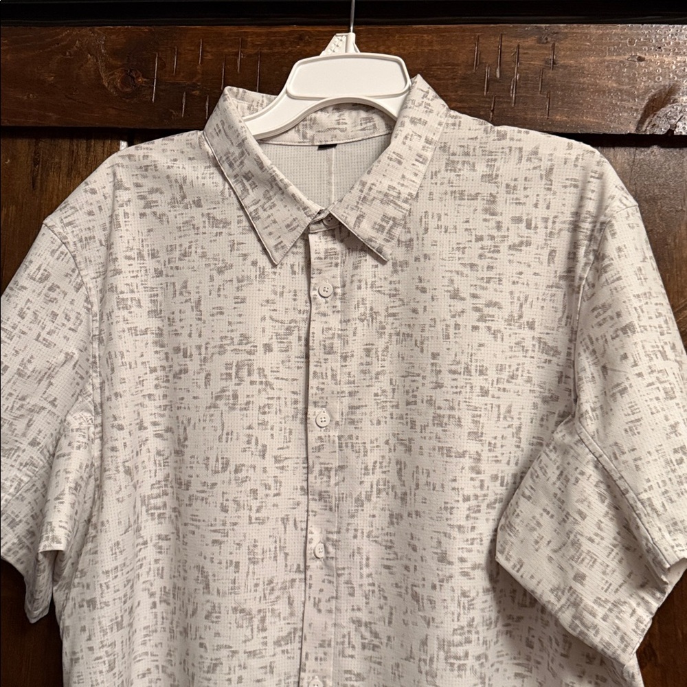 Lululemon White Patterned Short Sleeve Shirt - image 2